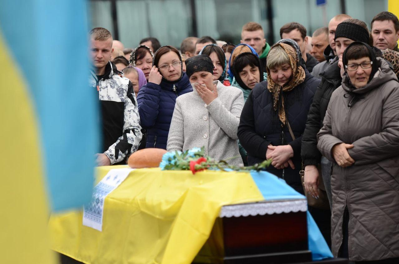 Рівне знову плаче за Героєм&#8230;