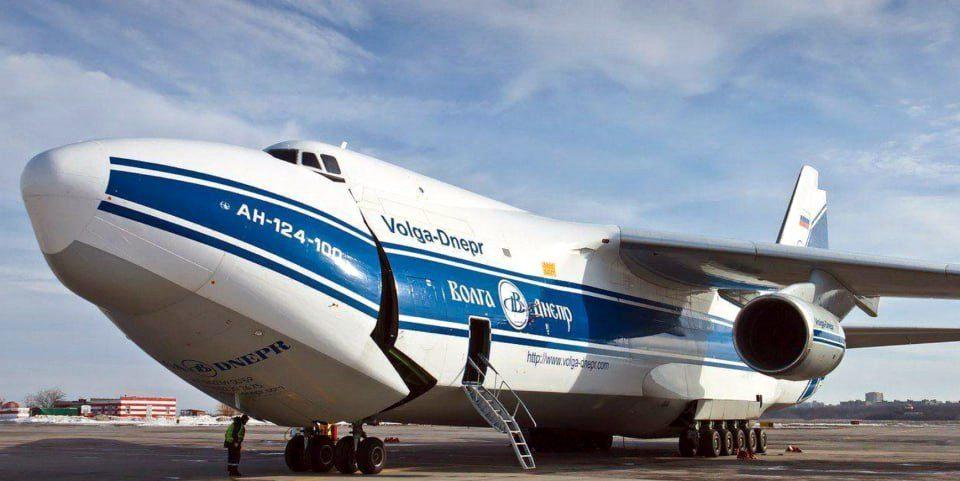 Російський Ан-124.