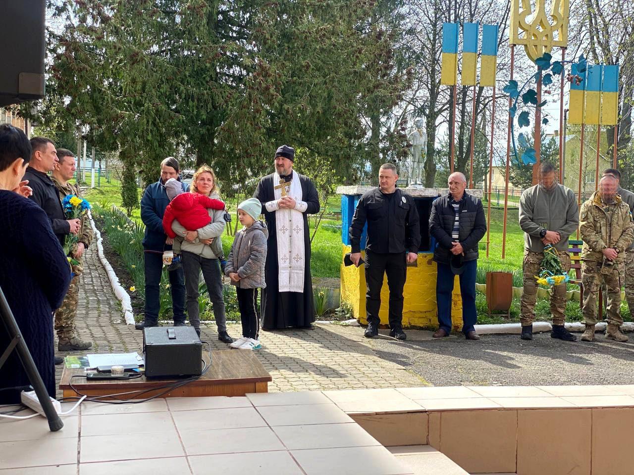 Відкриття меморіальної дошки.
