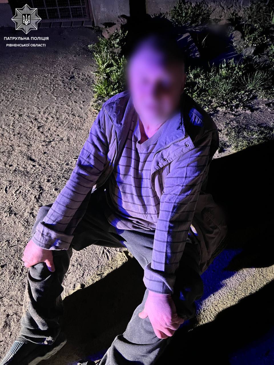 Дубенські патрульні допомогли чоловіку похилого віку, який загубився