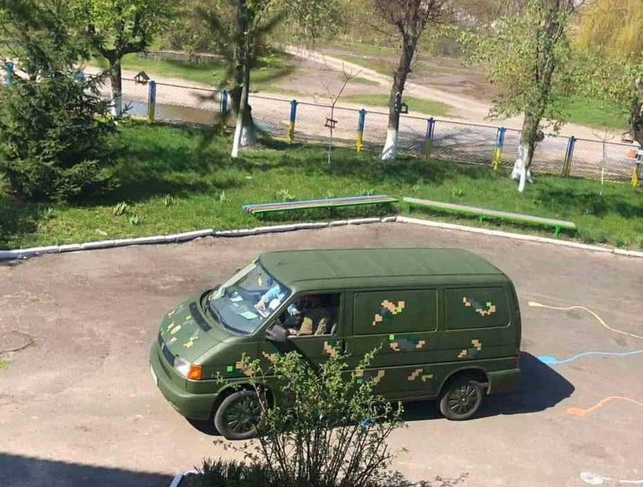 Гроші на автомобіль збирали всім селом