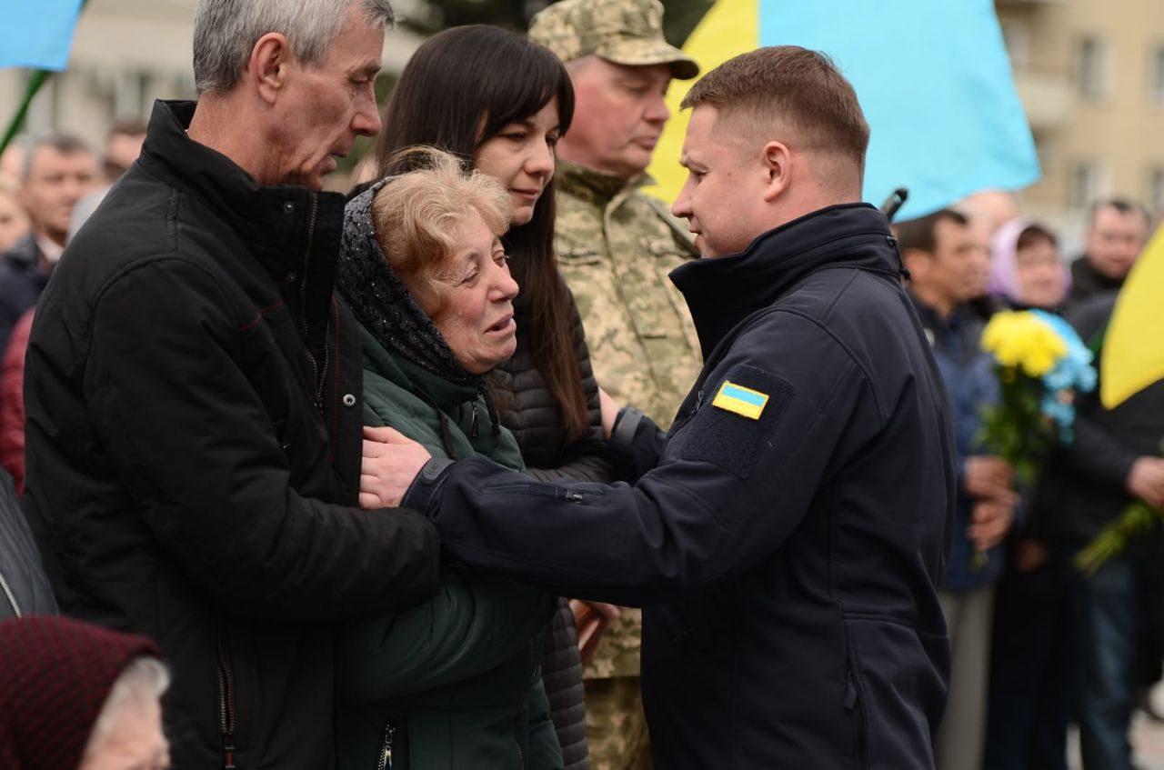 У Рівному провели в останню путь нашого Героя, відданого захисника України Ігоря Люшина