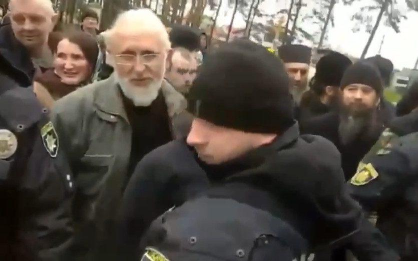 Прокуратура повідомила про підозру священнику який ударив хлопця