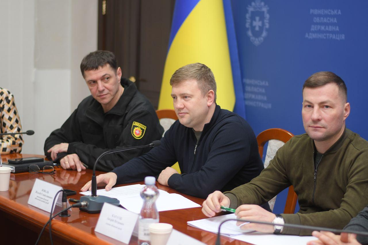 На засіданні Рівненської обласної Ради церков.