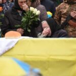Похорон Валерія Усача та Віктора Дикого.