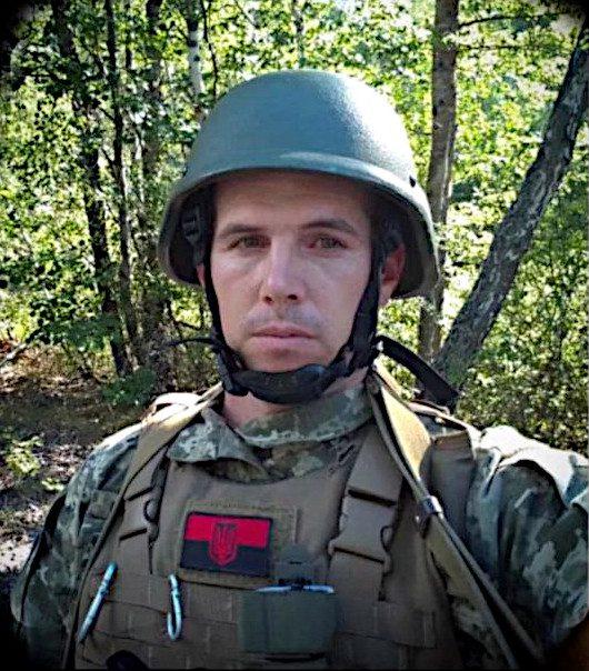 На Рівненщині в останню дорогу провели двох Героїв