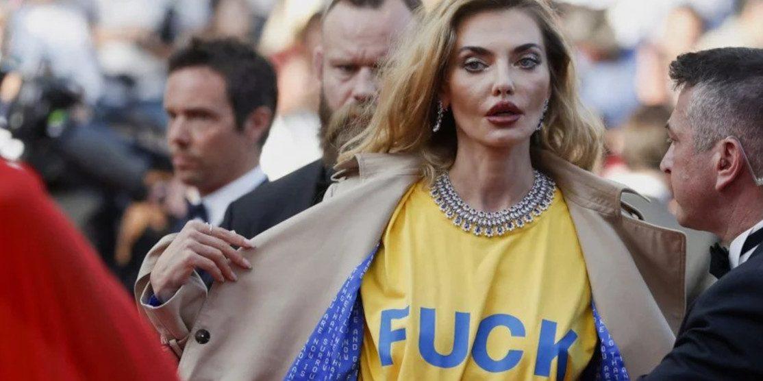 Модель Байкова на фестивалі у Каннах вийшла у футболці з написом Fuck you Putin