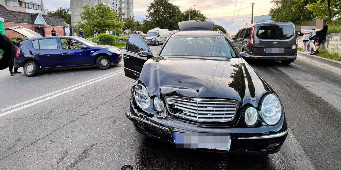В ДТП травмувалося двоє осіб, одна з яких — неповнолітня