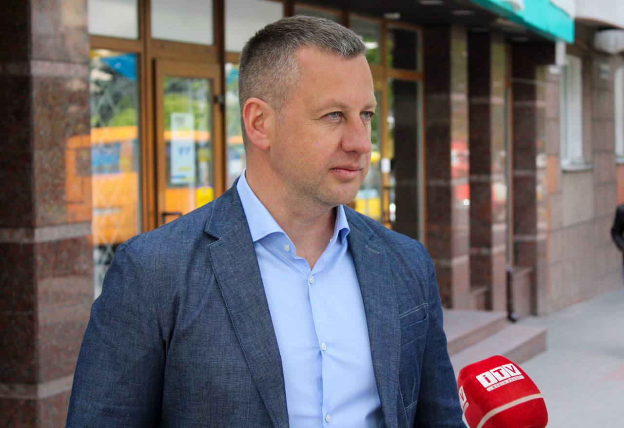 У Рівному волонтери ГО “Рівне Разом” привітали мам загиблих воїнів з прийдешнім святом Матері