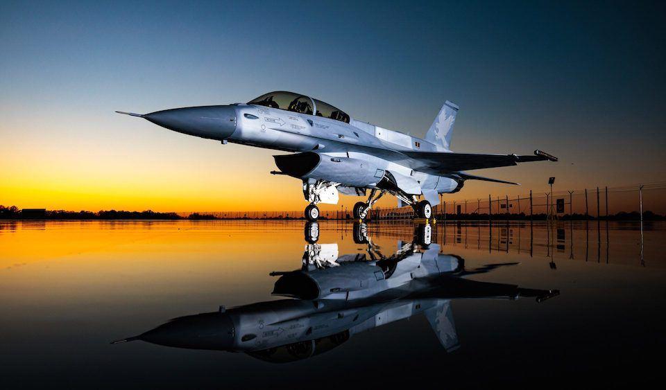f-16