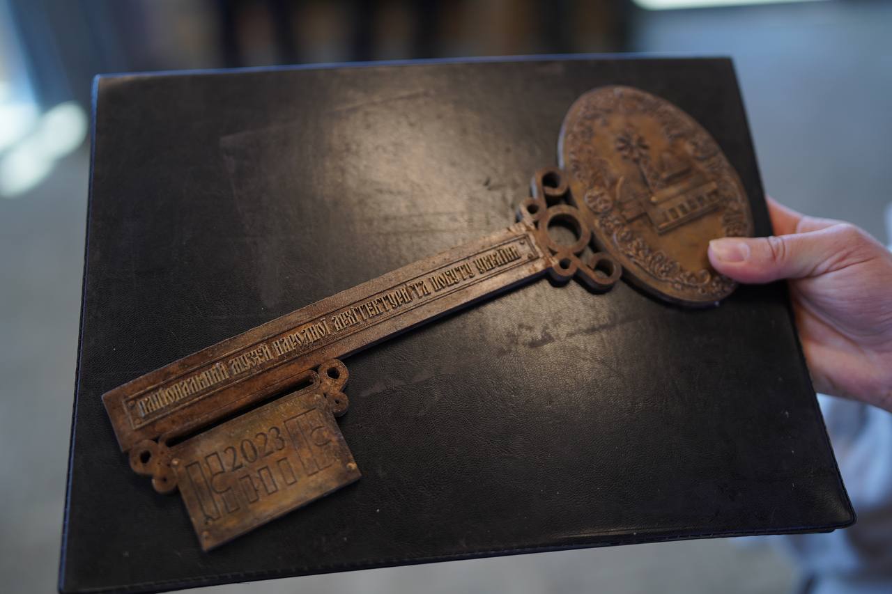 Музей просто неба в Пирогові зустрічає відвідувачів новим входом Музей просто неба в Пирогові зустрічає відвідувачів новим входом