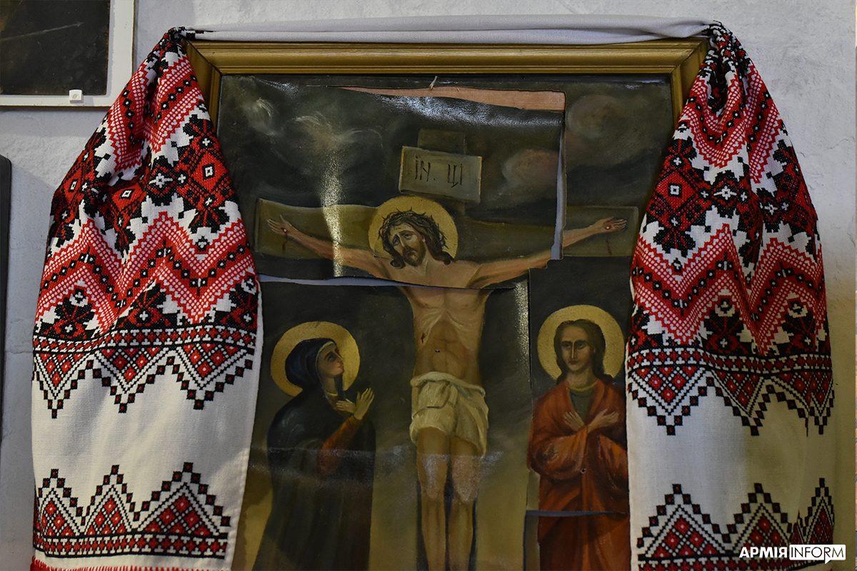 Виставка «...Але будуть відроджені у славі й силі».