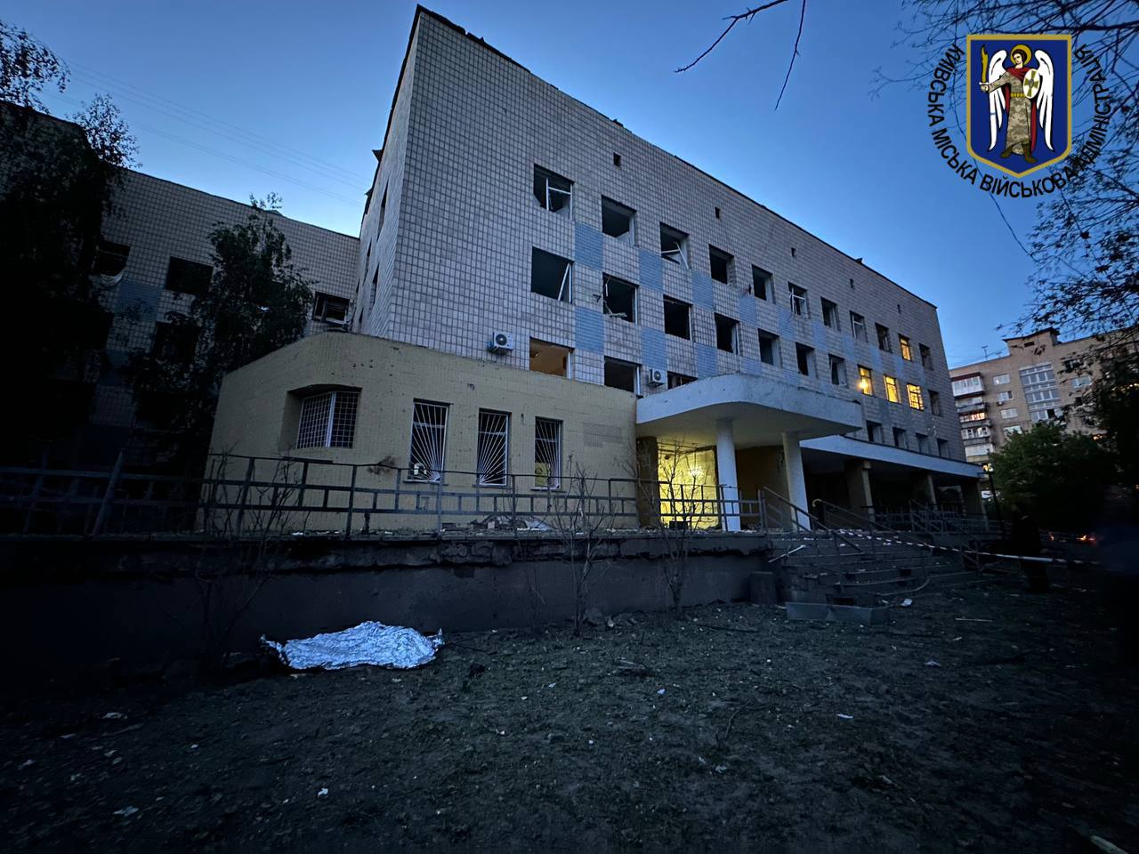 Охоронця з укриття у поліклініці Деснянського району арештували