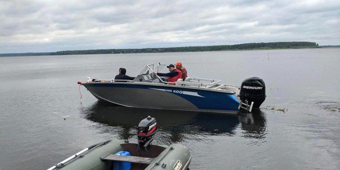 На Хрінницькому водосховищі підняли тіло потопельника