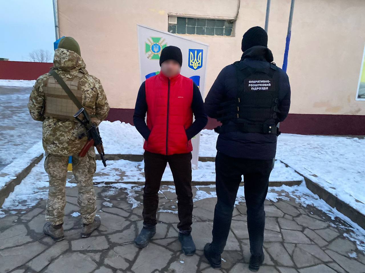 Прикордонники вдруге затримали росіянина, який хотів потрапити до України