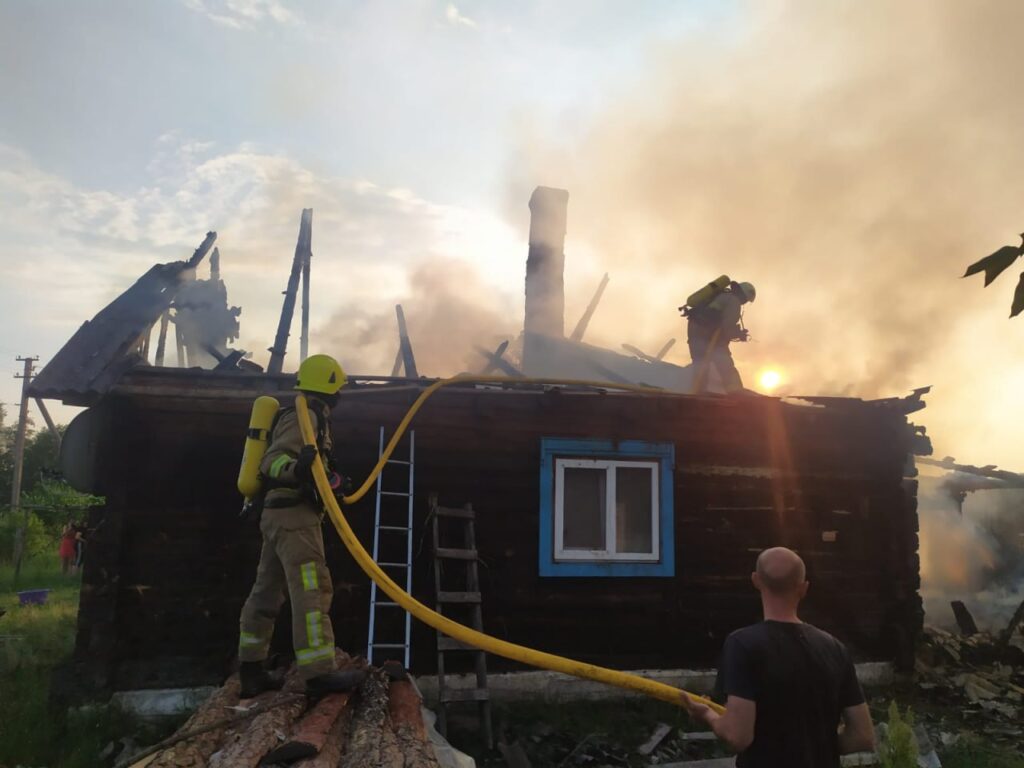 Гасіння пожежі в с. Рудня