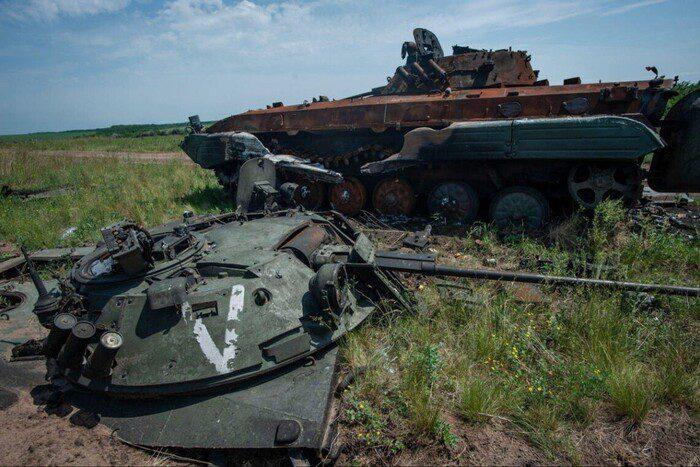 Втрати рФ: За добу ліквідовано 680 окупантів та десятки одиниць техніки