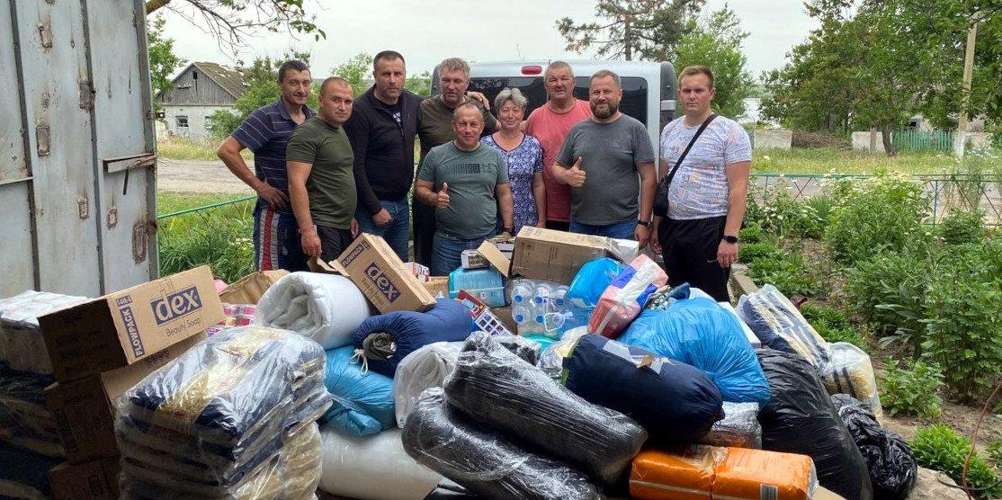 П’ять фур та декілька мікроавтобусів допомоги від Рівненщини