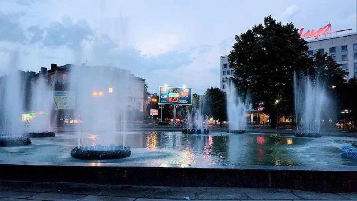 У липні–серпні центральні фонтани Рівного працюватимуть у вихідні дні