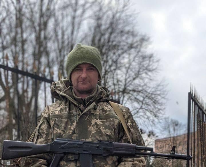 З двома захисниками прощатимуться в громаді на Рівненщині З двома захисниками прощатимуться в громаді на Рівненщині