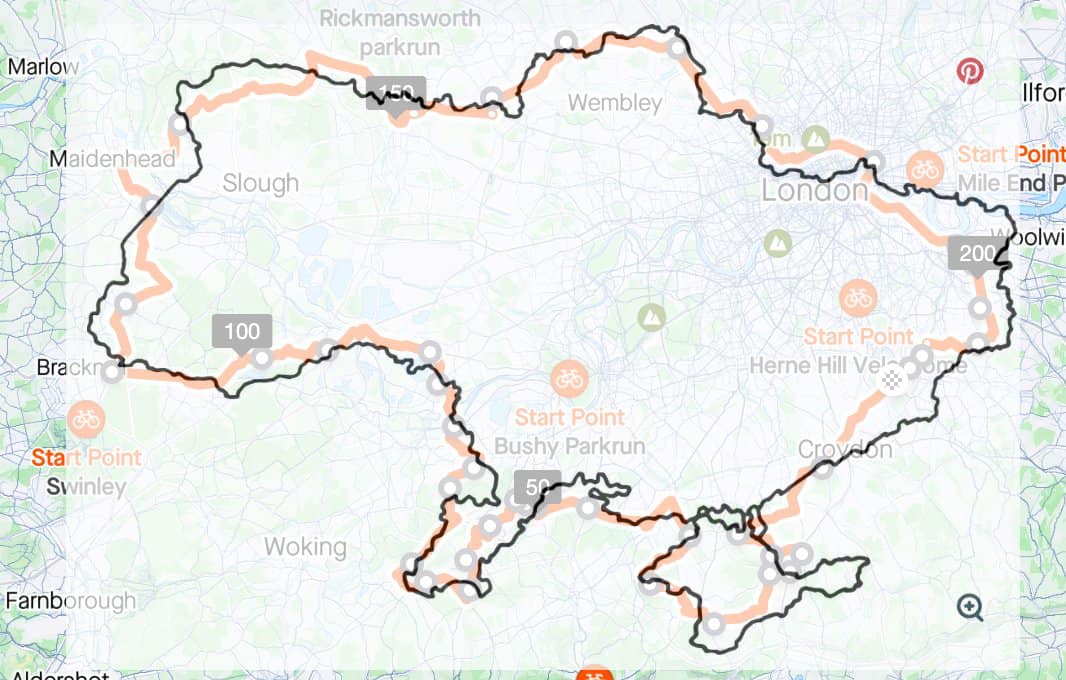 У Лондоні велосипедист проїхав маршрут у вигляді мапи України У Лондоні велосипедист проїхав маршрут у вигляді мапи України