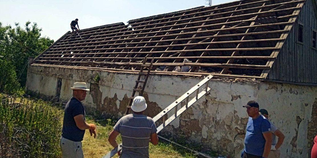 Мешканці Рівненщини допомагають відновлювати Херсонщину