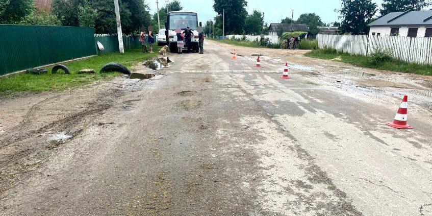 Батько на мотоциклі наїхав на малолітню доньку