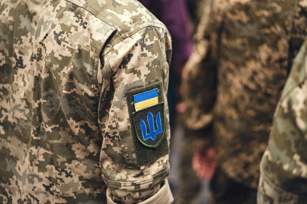 Майора з Рівненщини судили за безпідставно нараховані 400 тис. грн підлеглій