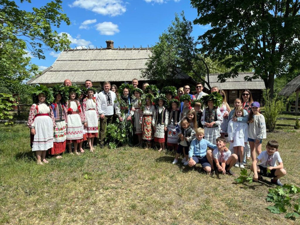 Водіння "Куста" у Сарнах.