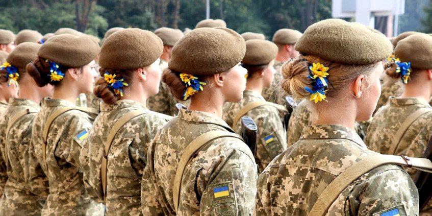 Майже 70 тис. жінок служать в ЗСУ