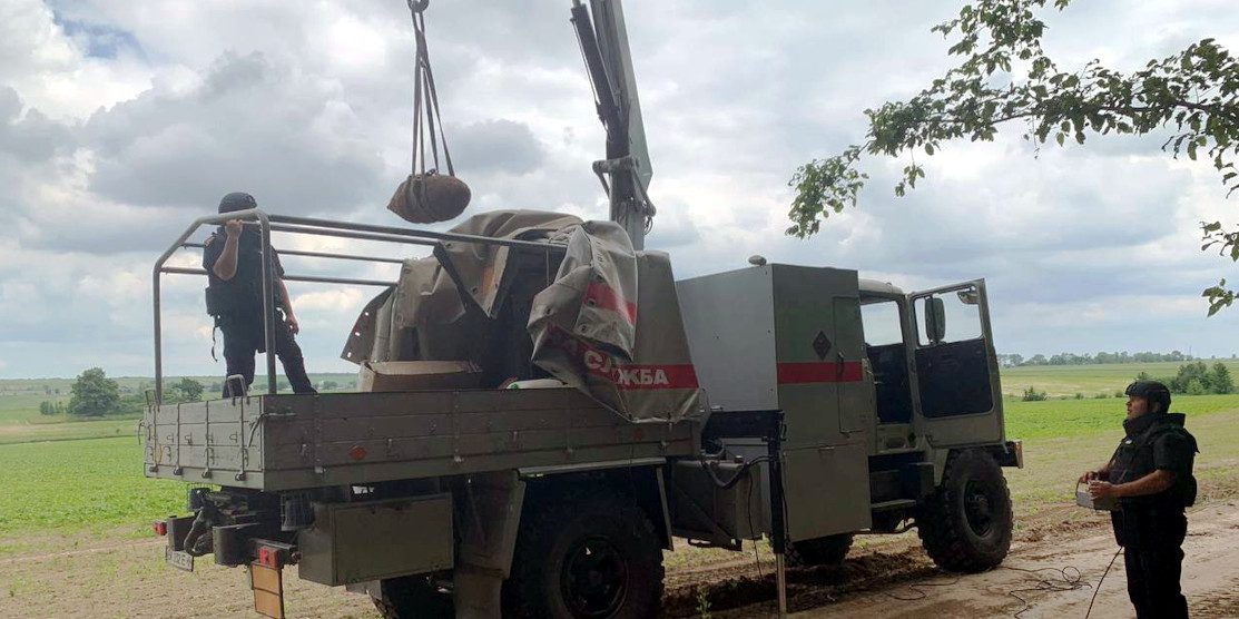 На Дубенщині сапери ГУ ДСНС знищили стокілограмову фугасну авіаційну бомбу