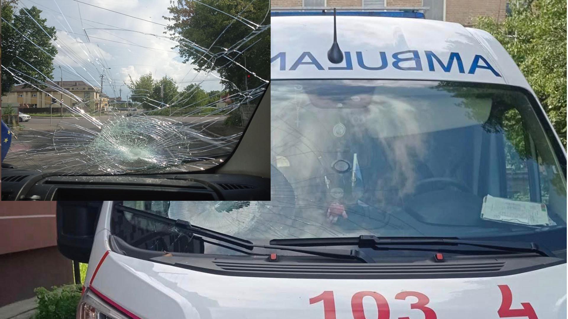 Цеглиною по «швидкій»: Напад на медичних працівників у Рівному