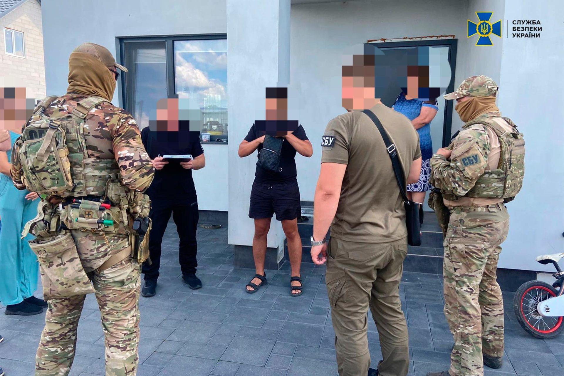 СБУ Рівненщини блокувала чергову схему виїзду військовозобов’язаних за кордон