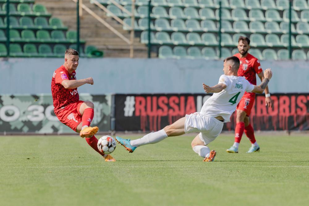 “Верес” зазнав поразки в контрольному поєдинку від “Карпат” “Верес” зазнав поразки в контрольному поєдинку від “Карпат”