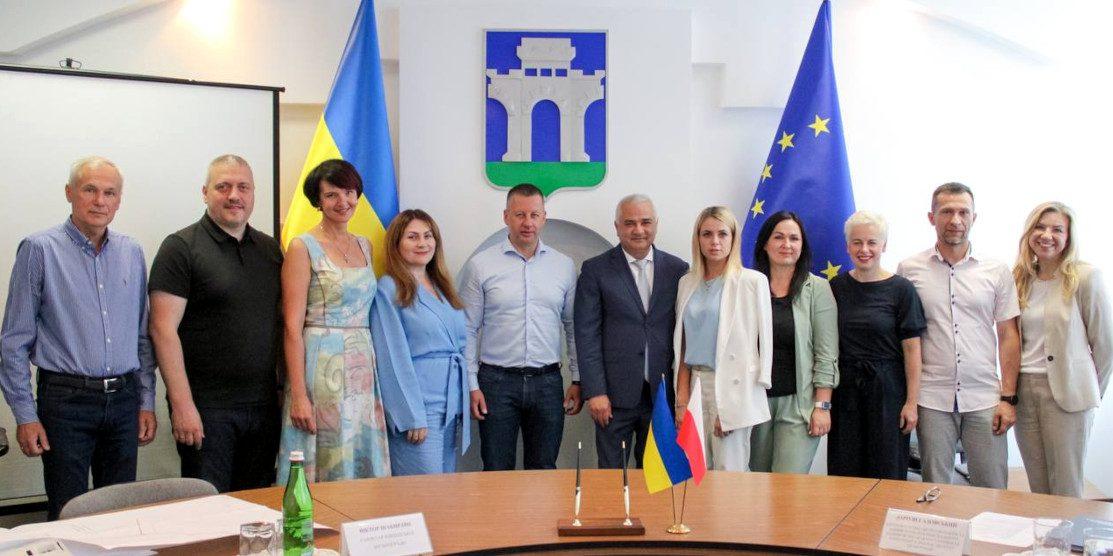 У Рівному візьмуться за вирішення питання підтоплення центральної частини міста У Рівному візьмуться за вирішення питання підтоплення центральної частини міста