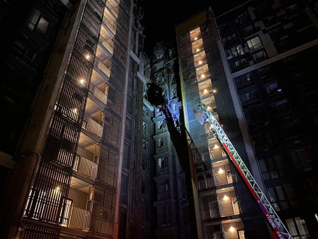 Кількість сторонніх людей на місті вибуху здивувала мера Дніпра