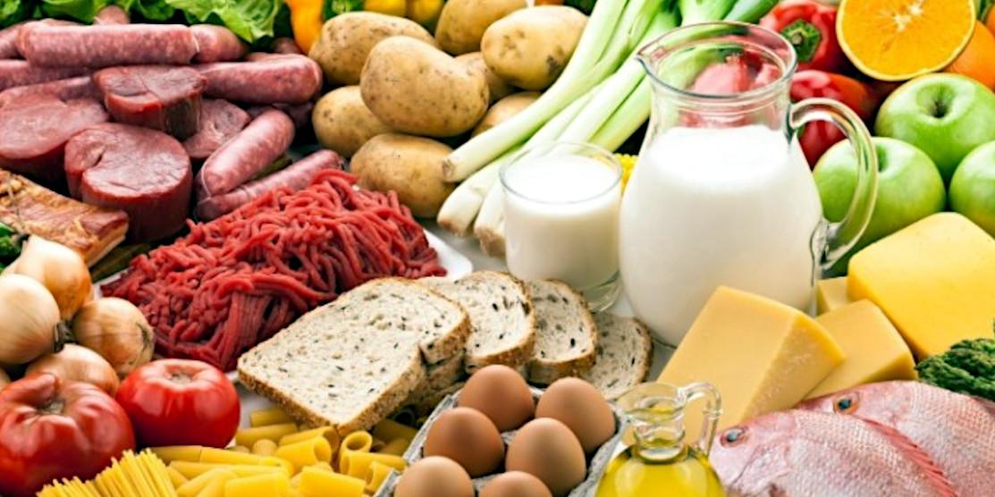 Продуктова інфляція сягнула 13%. Чи варто чекати знижок цін на продукти перед Великоднем?