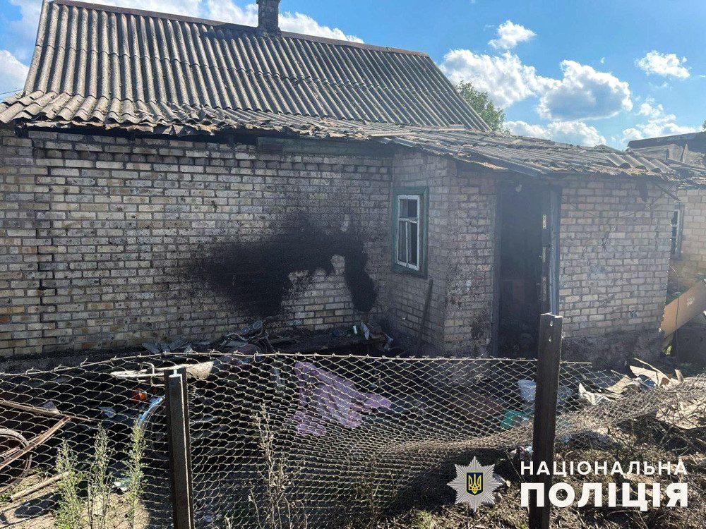 Наслідки обстрілу.