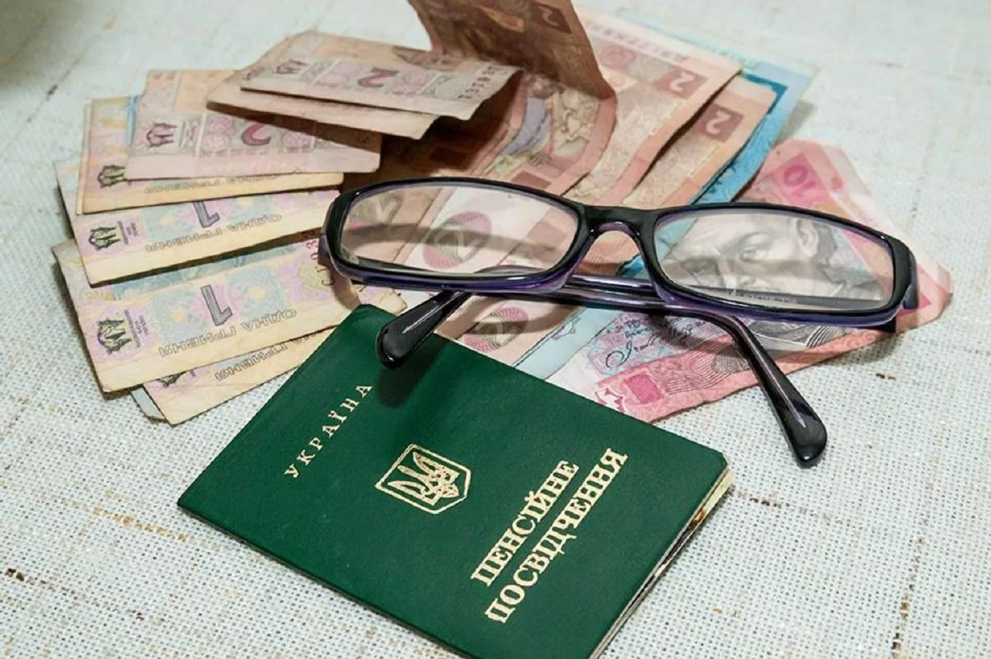 Пенсії призначені за спеціальними законами збільшили з 1 липня 2023 року