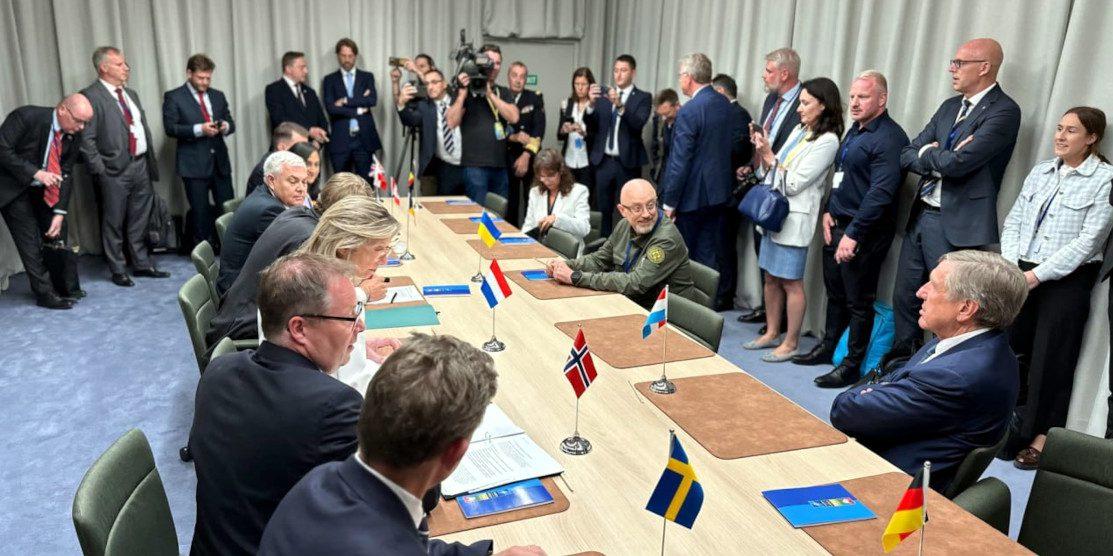 Україна сформувала коаліцію для підготовки пілотів на F-16