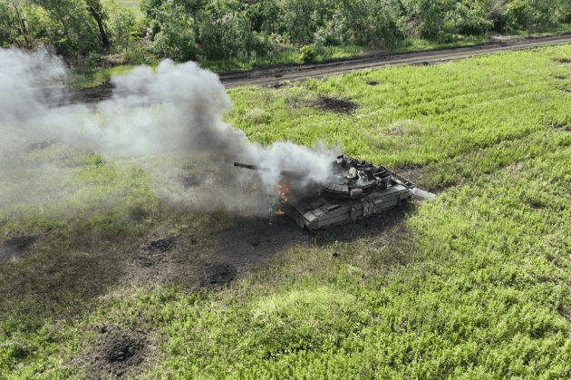 Втрати ворога: ліквідовано 470 окупантів, 46 БПЛА, 4 танки