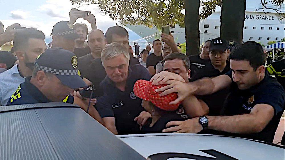 Під час затримання