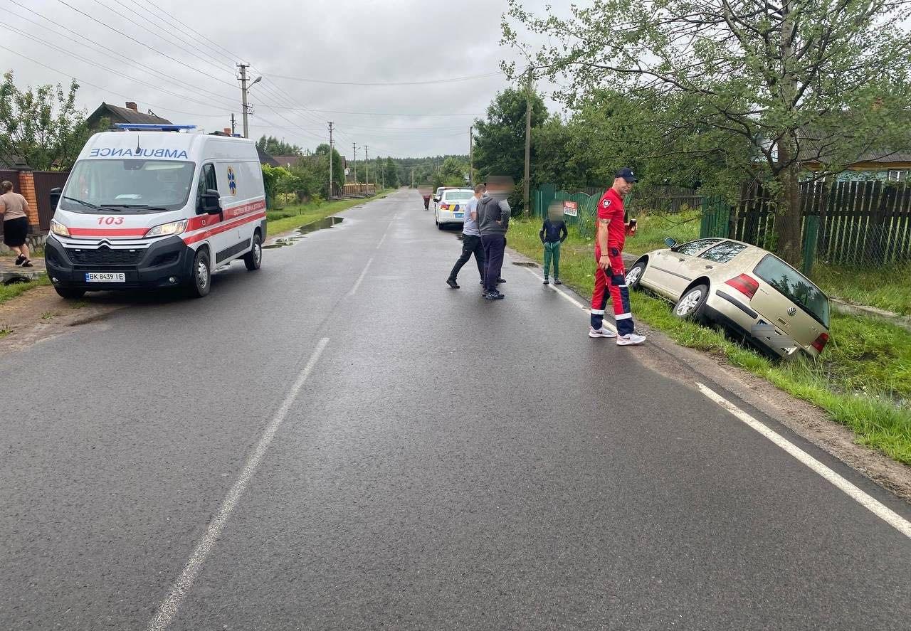 Життя дитини на Рівненщині зберегла вчасна реакція водія