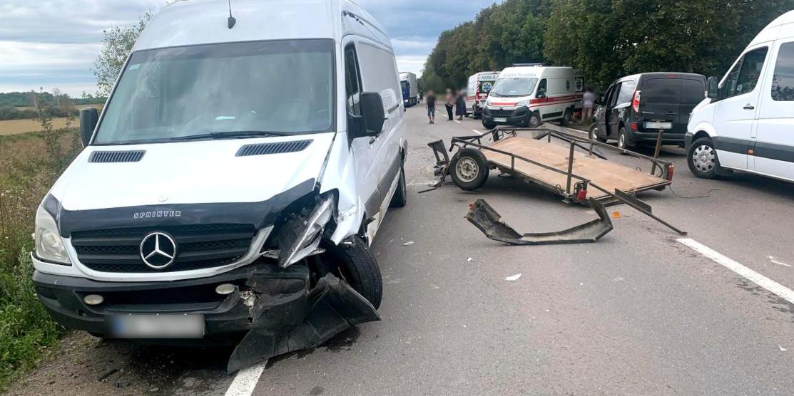 Унаслідок ДТП в Рівненському районі травмувалися двоє осіб