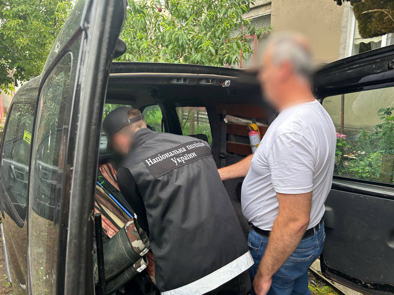 Фіктивні документи виготовляла злочинна група, яка діяла в п’яти областях