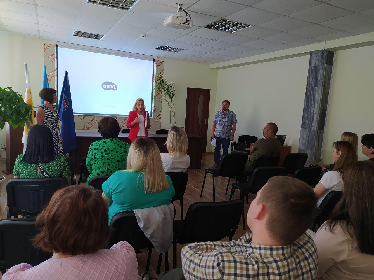 Життя на новому місці: від адаптації до інтеграції