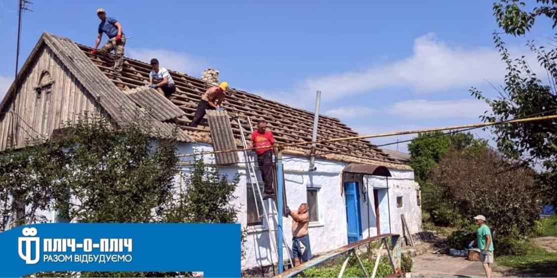 На відновлення півдня України поїхали будівельні бригади з Дубенщини