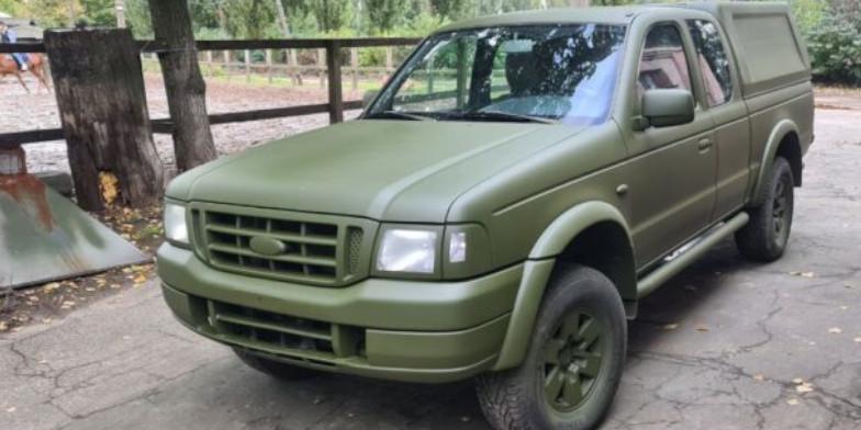 Прокуратура Рівненщини передала три автомобілі для потреб ЗСУ