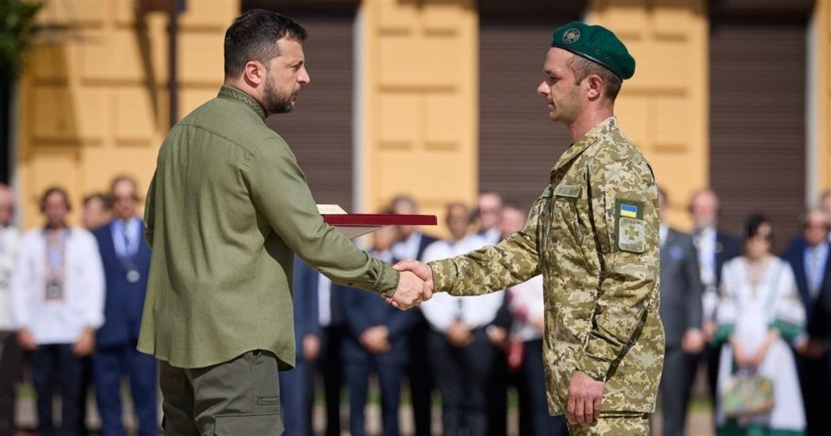 Нагороду від Президента отримав Герой з Рівненщини