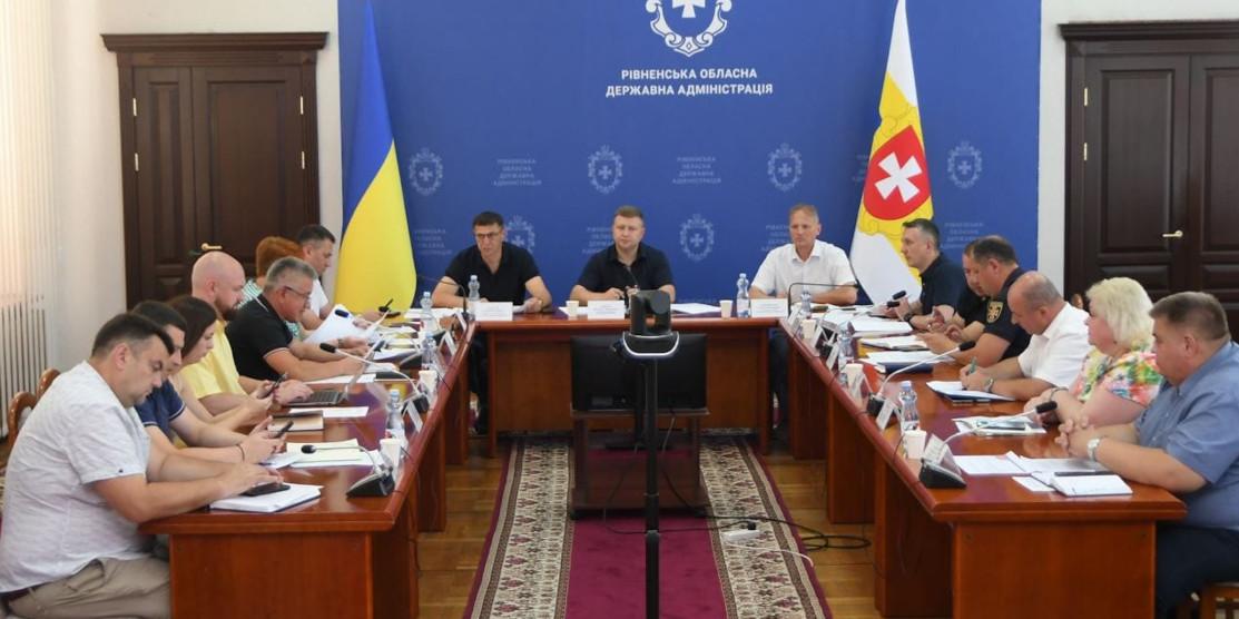 Майже 90% шкіл Рівненщини розпочнуть навчання очно або у змішаному форматі